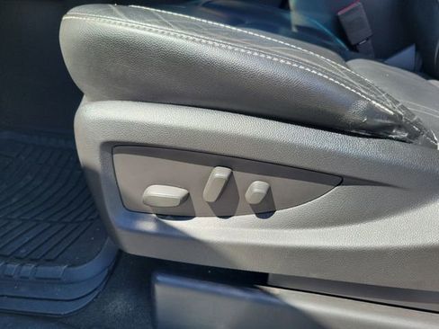 Used 2016 Chevrolet Tahoe LT image 19