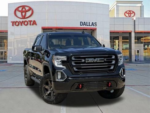 Used 2022 GMC Sierra 1500 AT4 w/ AT4 Preferred Package AWD/4WD image 1