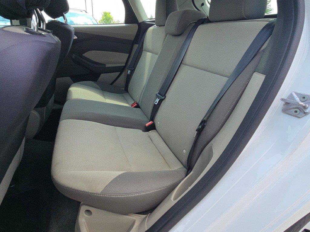 Used 2012 Ford Focus SE FWD image 13