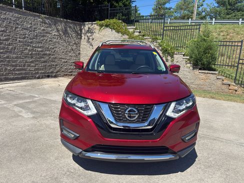 Used 2020 Nissan Rogue SL w/ Premium Package AWD/4WD image 2