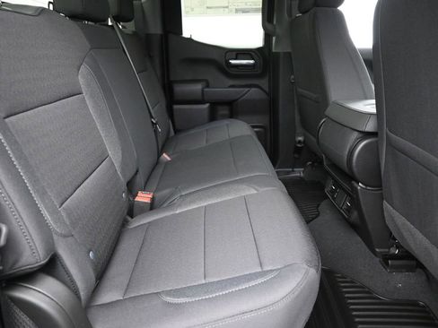 Used 2025 Chevrolet Silverado 1500 Custom image 8