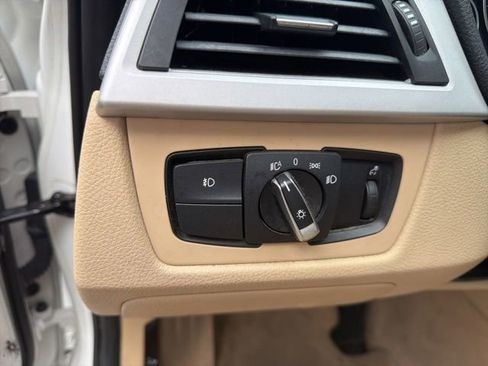 Used 2012 BMW 328i Sedan RWD image 16
