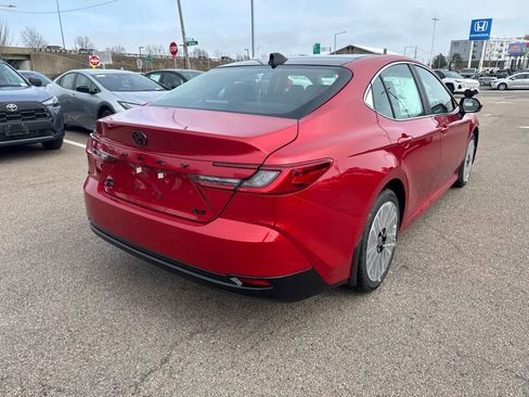 New 2026 Toyota Camry XLE AWD/4WD image 7
