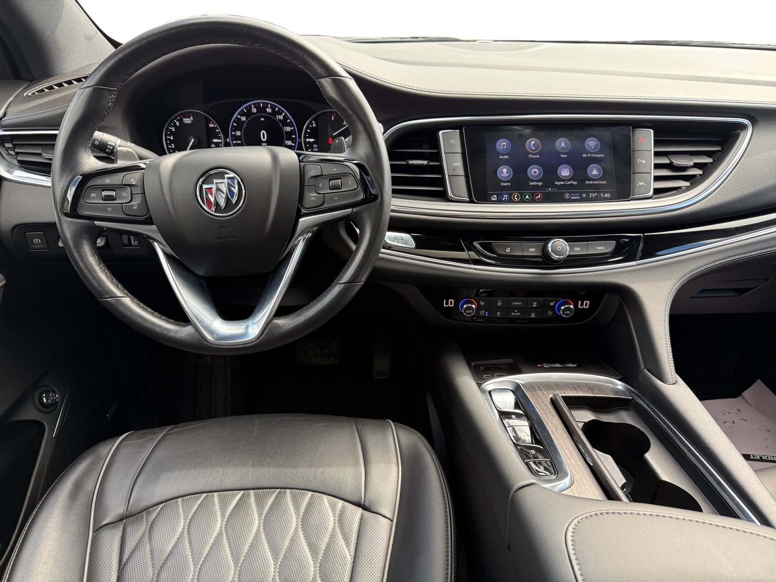 Used 2023 Buick Enclave Avenir AWD/4WD image 11
