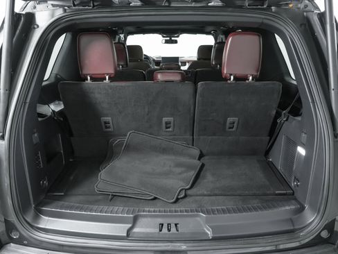 Used 2024 Ford Expedition Limited image 42