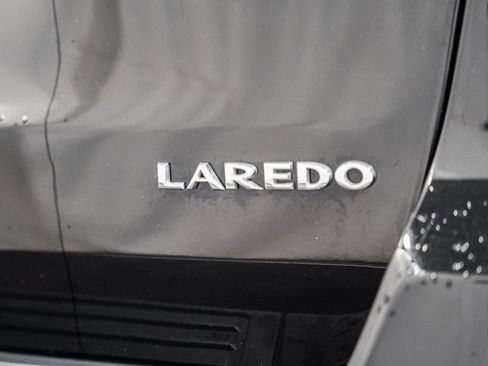 Used 2019 Jeep Grand Cherokee Laredo w/ Security & Convenience Group image 10