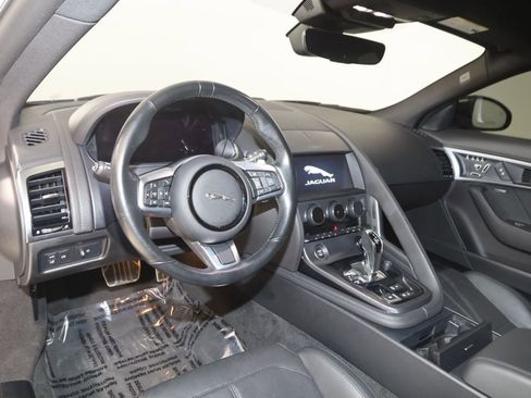 Used 2022 Jaguar F-TYPE R-Dynamic AWD/4WD image 36