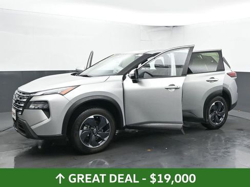 Used 2024 Nissan Rogue SV image 56