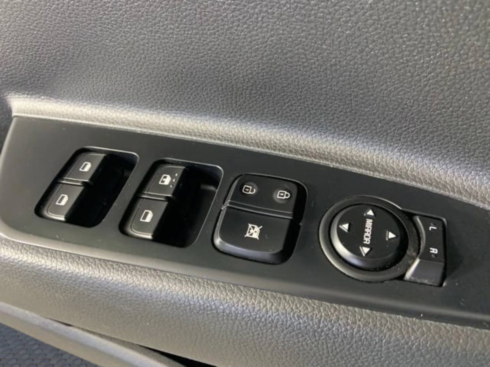 Used 2020 Kia Rio S w/ Technology Package FWD image 26