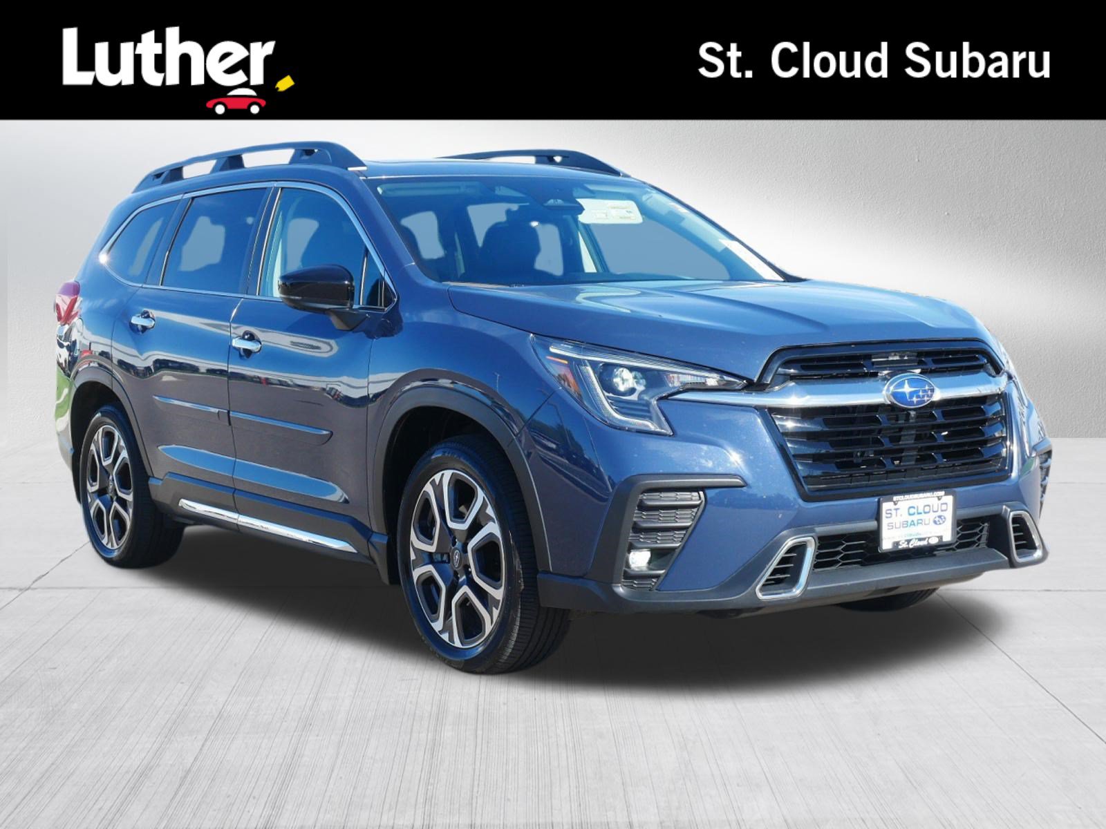 Used 2024 Subaru Ascent Touring AWD/4WD image 1