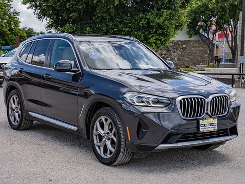 Used 2022 BMW X3 sDrive30i RWD image 3