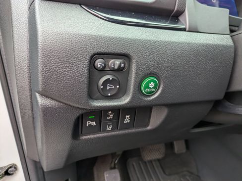 Used 2022 Honda Pilot Black Edition image 17