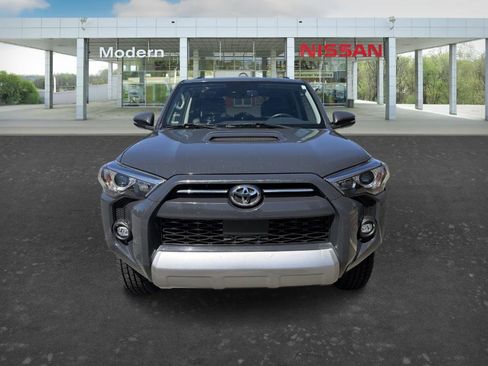 Used 2024 Toyota 4Runner TRD Off-Road Premium AWD/4WD image 8