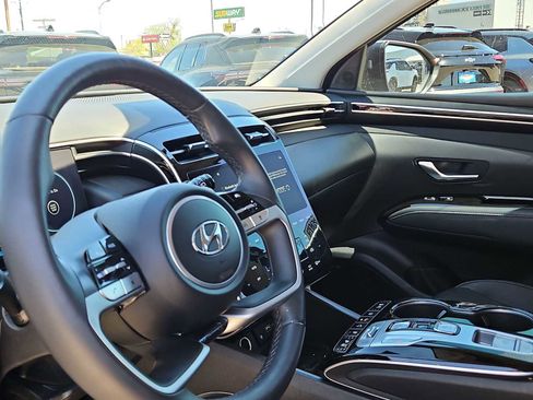 Used 2024 Hyundai Tucson Limited image 10