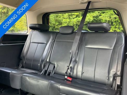 Used 2024 Ford Expedition XLT RWD image 5