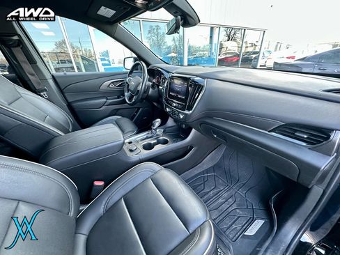 Used 2022 Chevrolet Traverse Premier w/ LPO, Floor Liner Package AWD/4WD image 20