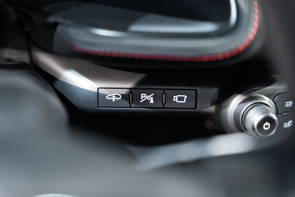 Used 2020 Ferrari 812 Superfast RWD image 35