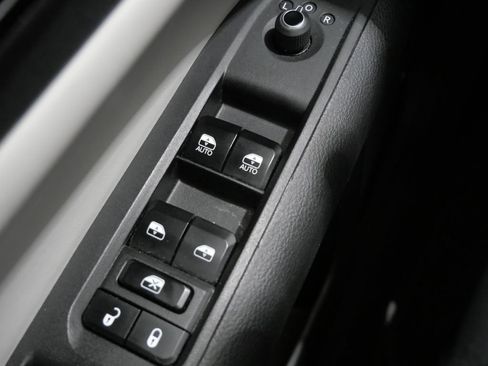 Used 2024 Jeep Compass Limited AWD/4WD image 12
