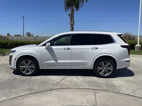 Used 2024 Cadillac XT6 Premium Luxury w/ Technology Package AWD/4WD image 5