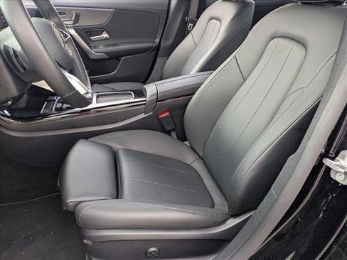 Used 2025 Mercedes-Benz CLA 250 4MATIC image 13