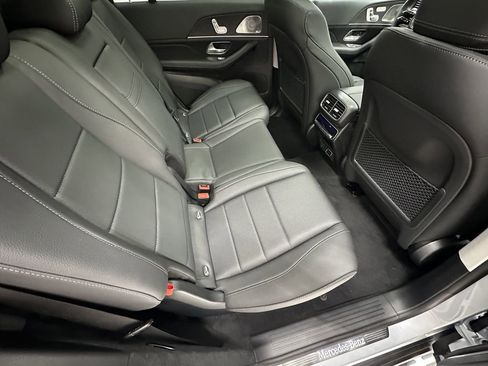 New 2026 Mercedes-Benz GLS 450 4MATIC image 16