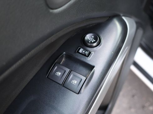 Used 2022 Chevrolet Colorado LT w/ Fleet Safety Package image 6