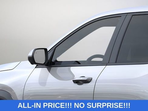 New 2026 Chevrolet Equinox LT w/ Convenience Package II FWD image 12