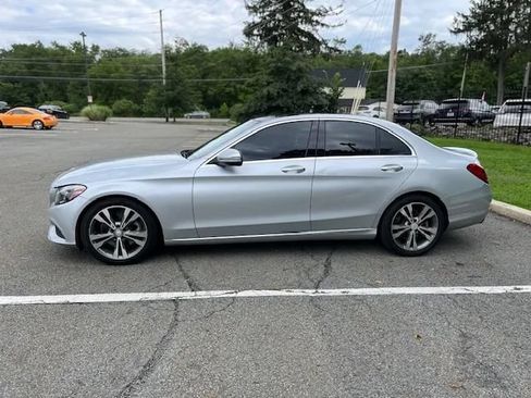 Used 2016 Mercedes-Benz C 300 Sedan image 4