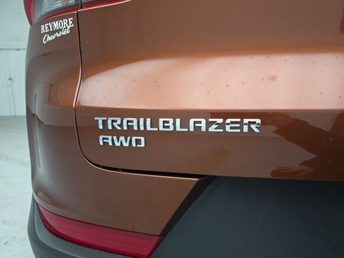 Certified 2021 Chevrolet TrailBlazer LT w/ Convenience Package image 48