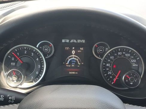 Used 2024 RAM 1500 Big Horn RWD image 31