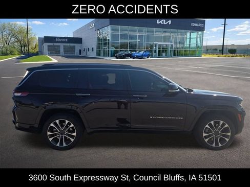 Used 2022 Jeep Grand Cherokee L Overland w/ Advanced Protech Group III AWD/4WD image 6