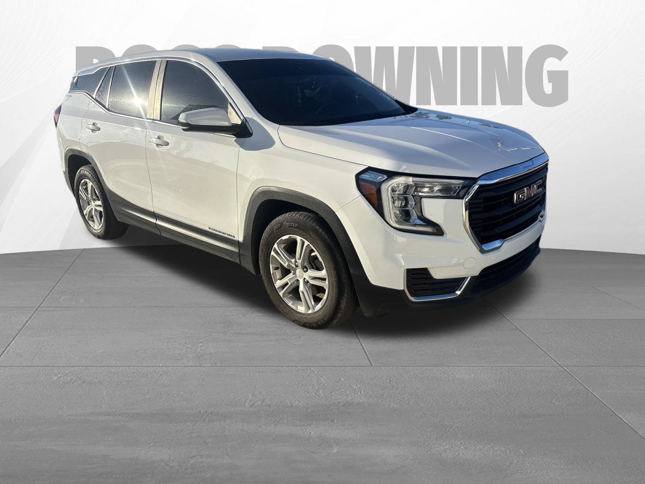 Used 2022 GMC Terrain SLE FWD image 3