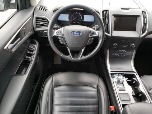 Used 2019 Ford Edge SEL w/ Equipment Group 201A image 13