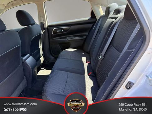 Used 2017 Nissan Altima 2.5 SV FWD image 21