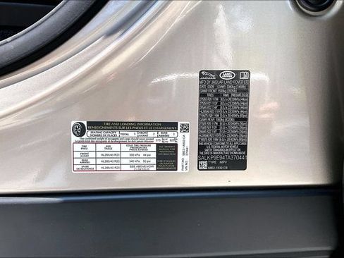 Used 2026 Land Rover Range Rover SE AWD/4WD image 21