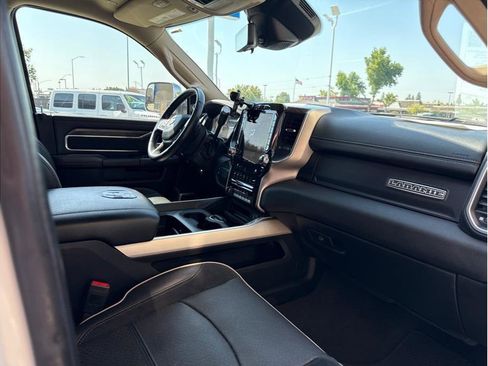 Used 2021 RAM 2500 Laramie image 29