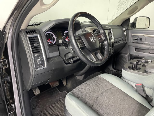 Used 2015 RAM 3500 Big Horn AWD/4WD image 3