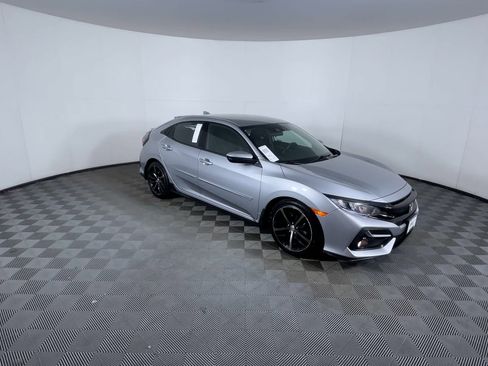 Used 2020 Honda Civic Sport image 2