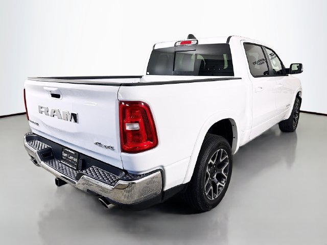 Used 2026 RAM 1500 Laramie AWD/4WD image 7