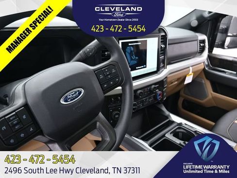 New 2025 Ford F250 XLT w/ Black Appearance Package AWD/4WD image 24
