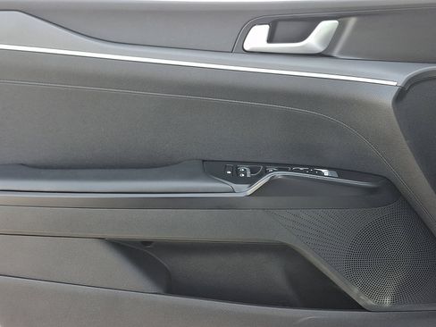 Used 2022 Kia K5 GT-Line image 12