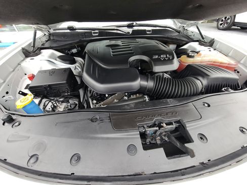 Used 2022 Dodge Charger SXT image 25