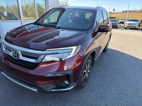 Used 2019 Honda Pilot Touring image 1