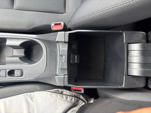 Used 2024 Toyota Corolla LE FWD image 22