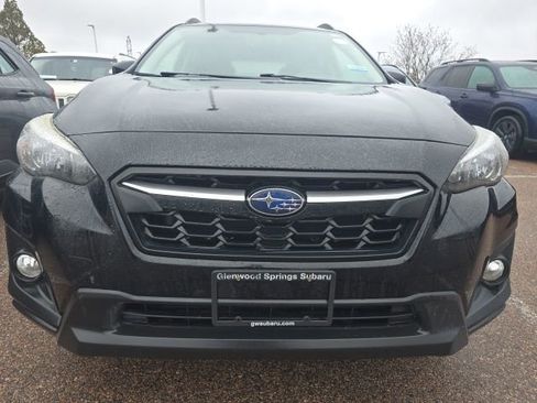 Used 2018 Subaru Crosstrek 2.0i Premium AWD/4WD image 2