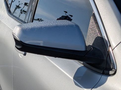 Used 2019 GMC Terrain SLT w/ LPO, Floor Liner Package image 12