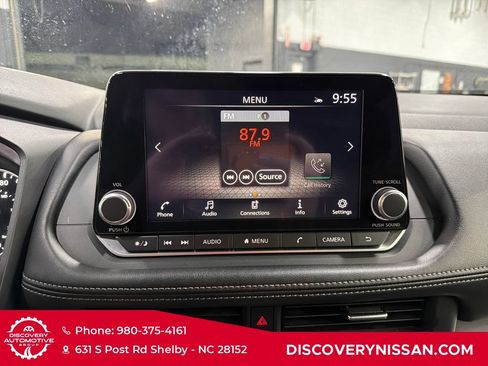 Certified 2025 Nissan Rogue SV AWD/4WD image 15