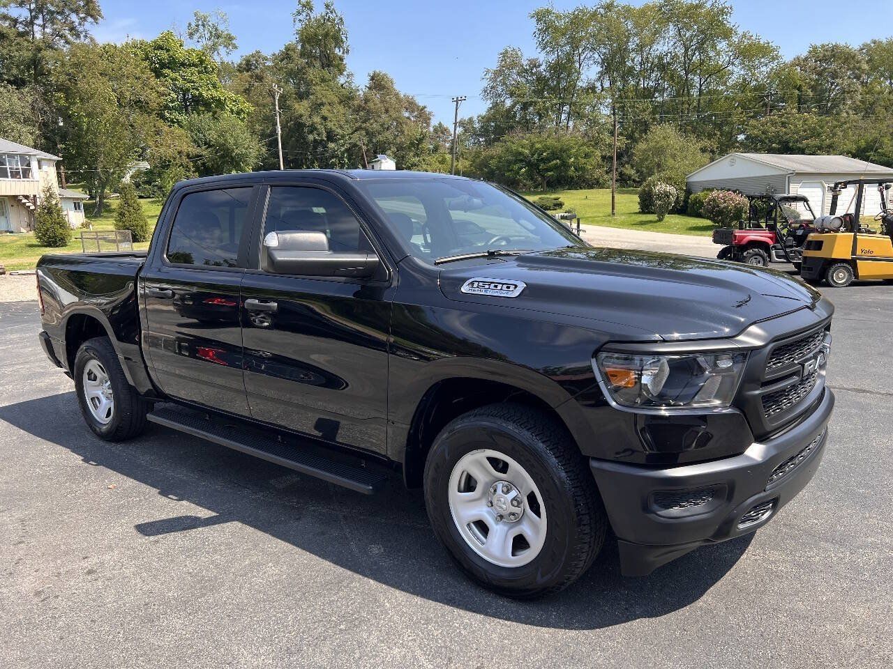 Used 2024 RAM 1500 Tradesman w/ Trailer Tow Group AWD/4WD image 3