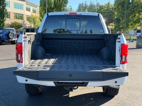 Certified 2018 Ford F150 Platinum w/ Equipment Group 701A Luxury AWD/4WD image 31
