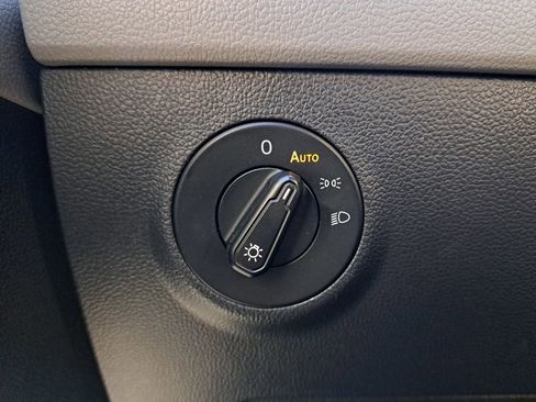 Used 2024 Volkswagen Taos S image 26